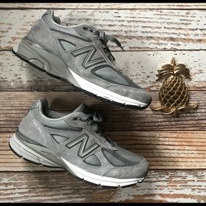 New Balance 990 v4 sneakers
